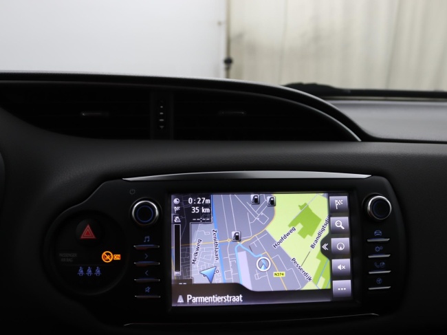 Toyota Yaris - 1.5 Hybrid Active Navigatiesysteem