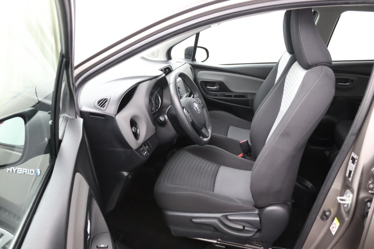 Toyota Yaris - 1.5 Hybrid Active Navigatiesysteem 19