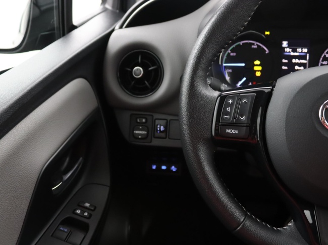 Toyota Yaris - 1.5 Hybrid Active Navigatiesysteem