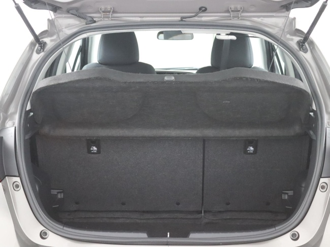 Toyota Yaris - 1.5 Hybrid Active Navigatiesysteem