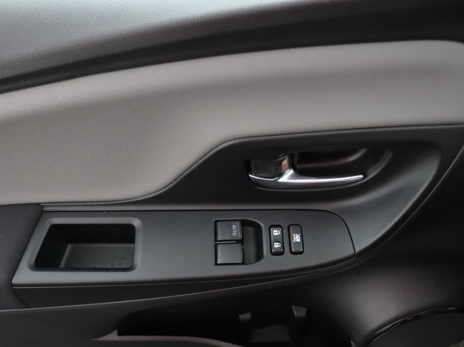 Toyota Yaris - 1.5 Hybrid Active Navigatiesysteem