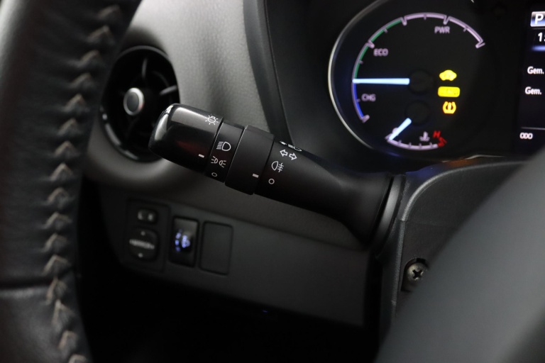 Toyota Yaris - 1.5 Hybrid Active Navigatiesysteem 31