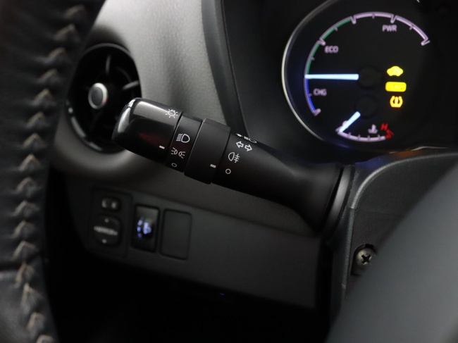 Toyota Yaris - 1.5 Hybrid Active Navigatiesysteem