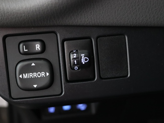 Toyota Yaris - 1.5 Hybrid Active Navigatiesysteem