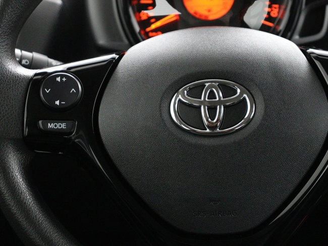 Toyota Aygo - 1.0 VVT-i x-fun