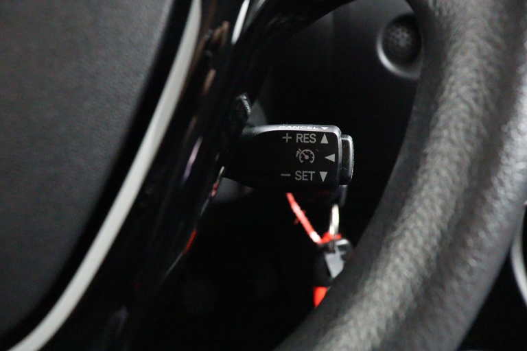 Toyota Aygo - 1.0 VVT-i x-fun 40