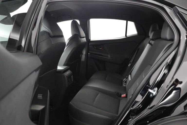 Toyota C-HR+ - 77 kWh stand.laadverm.Electric First Edition 17