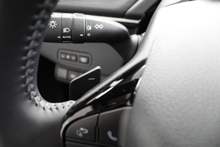 Toyota C-HR+ - 77 kWh stand.laadverm.Electric First Edition 42