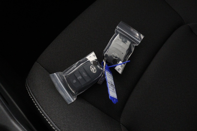 Toyota C-HR+ - 77 kWh stand.laadverm.Electric First Edition 9