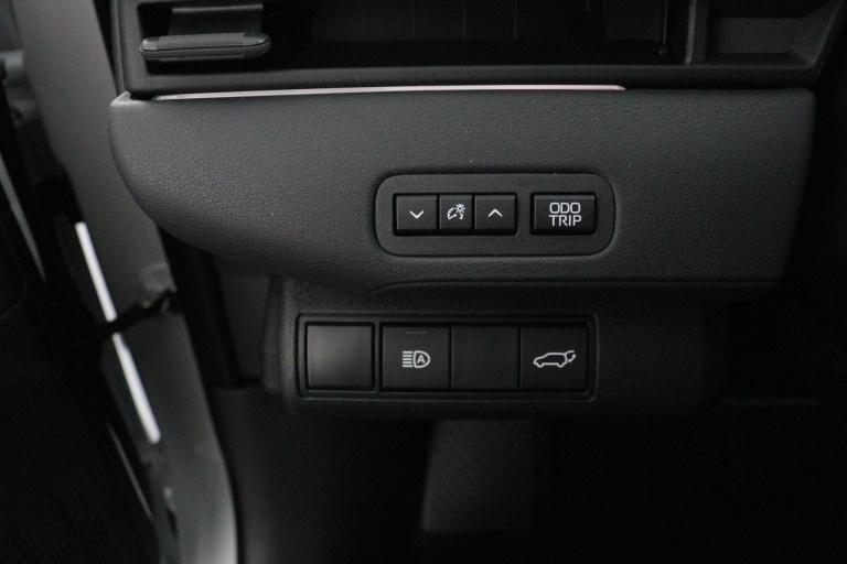 Toyota C-HR+ - First Edition 77 kWh 29