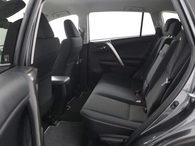 Toyota RAV4 - 2.5 Hybrid AWD Style