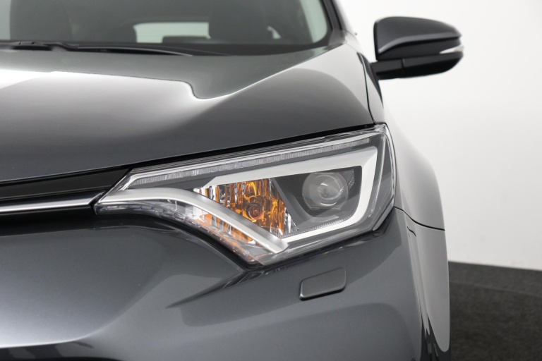 Toyota RAV4 - 2.5 Hybrid AWD Style 40