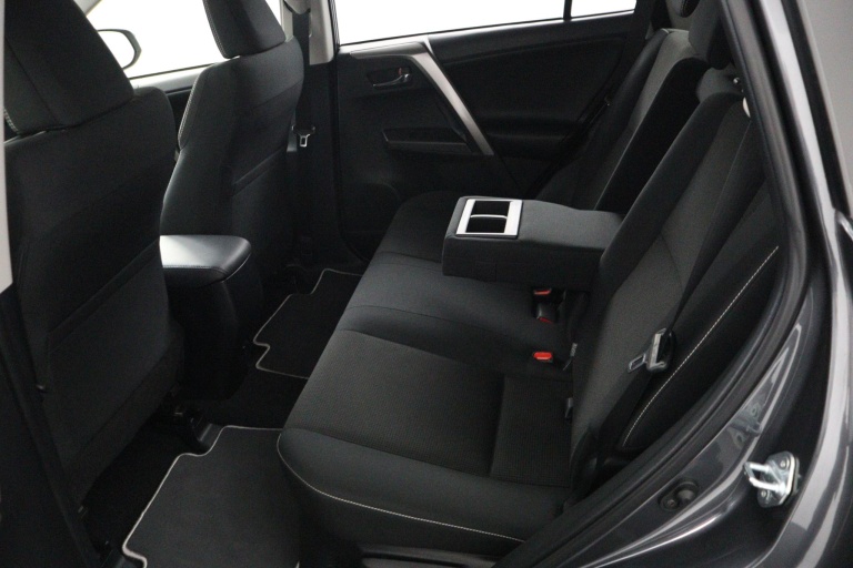 Toyota RAV4 - 2.5 Hybrid AWD Style 41