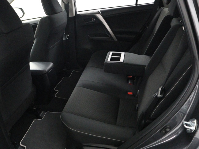 Toyota RAV4 - 2.5 Hybrid AWD Style