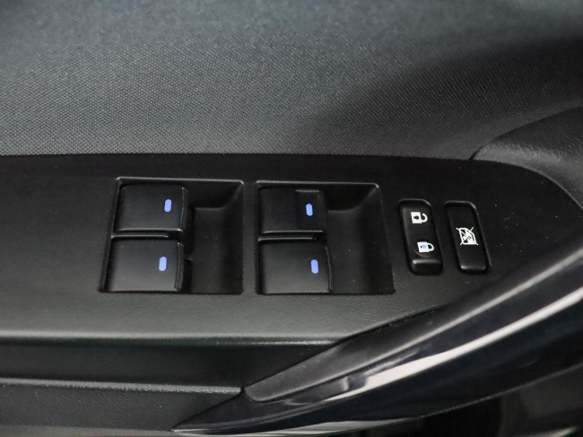 Toyota Auris Touring Sports - 1.8 Hybrid Black Edition