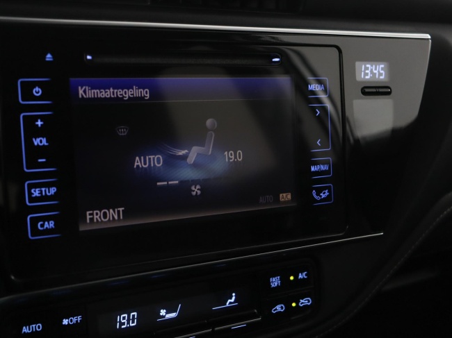 Toyota Auris Touring Sports - 1.8 Hybrid Black Edition