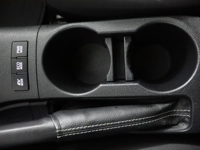 Toyota Auris Touring Sports - 1.8 Hybrid Black Edition