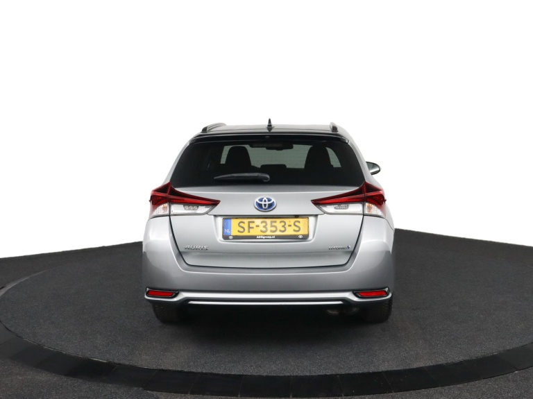 Toyota Auris Touring Sports - 1.8 Hybrid Black Edition 56