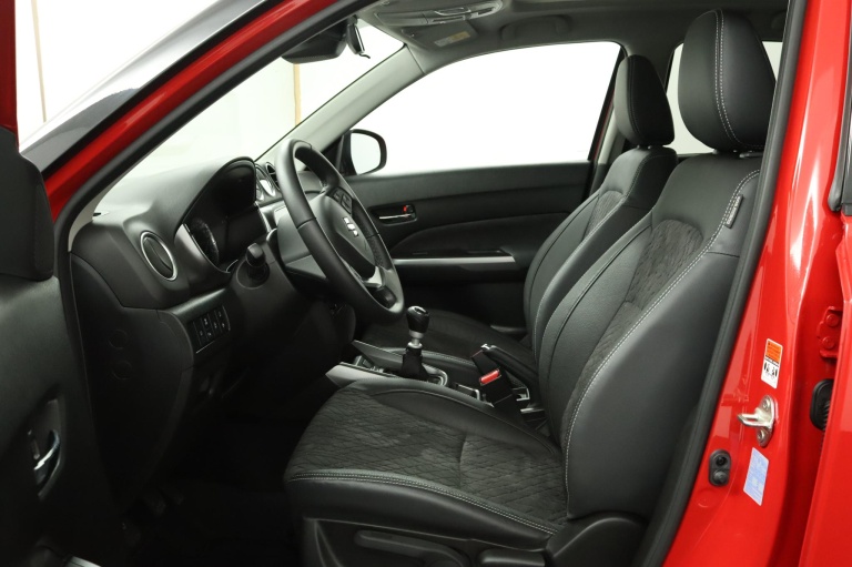 Suzuki Vitara - 1.4 Boosterjet Style Smart Hybrid 17