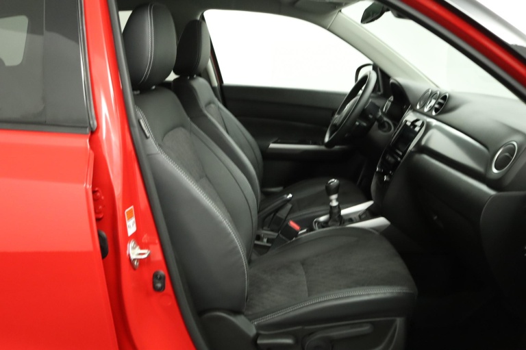 Suzuki Vitara - 1.4 Boosterjet Style Smart Hybrid 22
