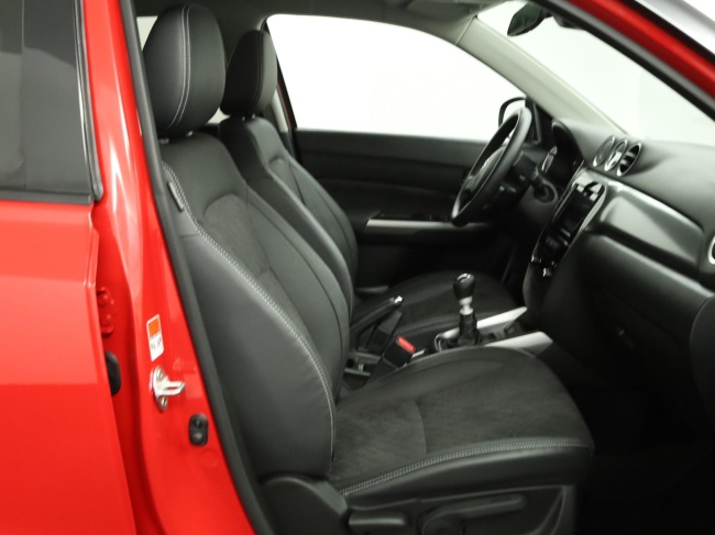 Suzuki Vitara - 1.4 Boosterjet Style Smart Hybrid