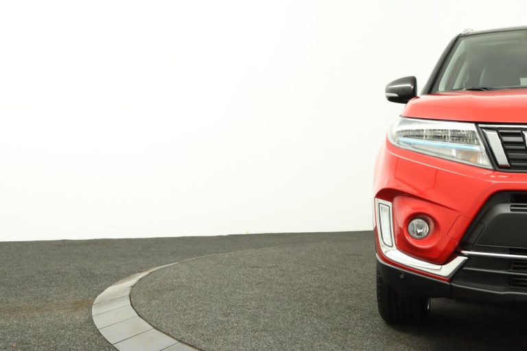 Suzuki Vitara - 1.4 Boosterjet Style Smart Hybrid 34