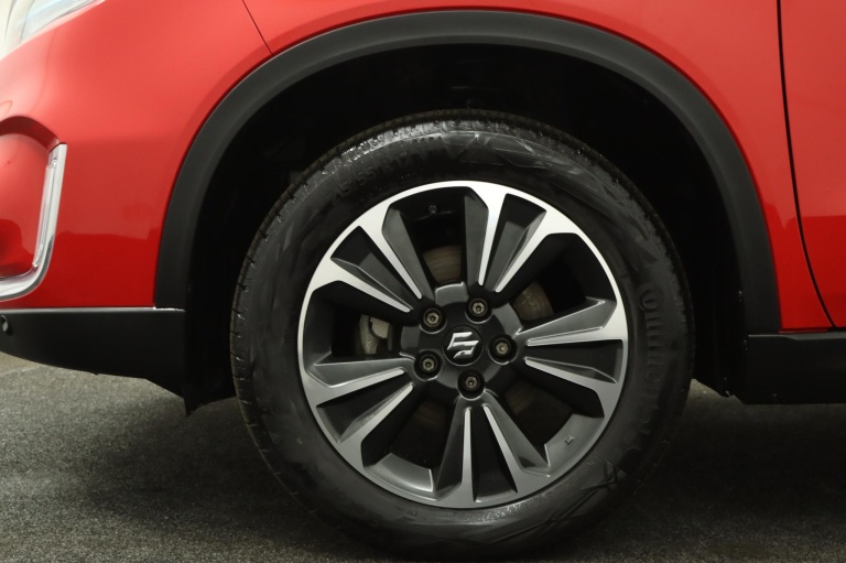 Suzuki Vitara - 1.4 Boosterjet Style Smart Hybrid 36