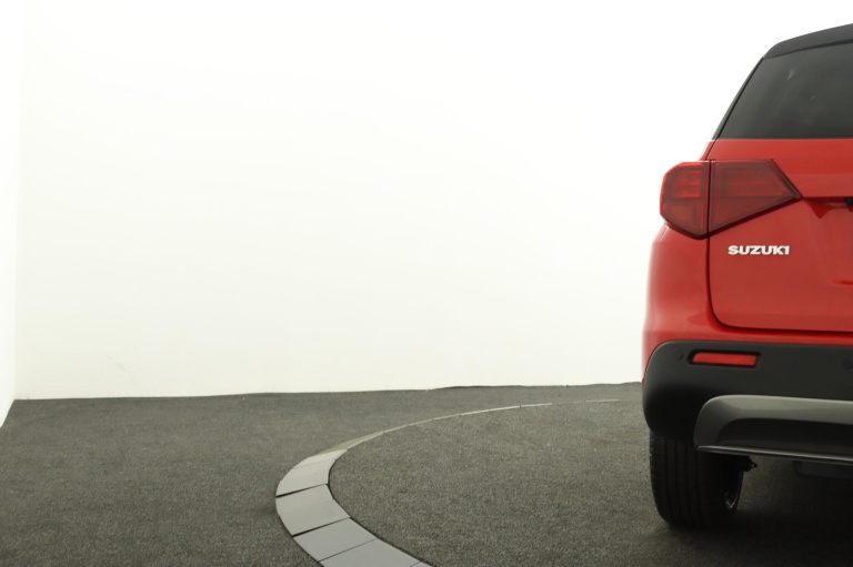 Suzuki Vitara - 1.4 Boosterjet Style Smart Hybrid 38