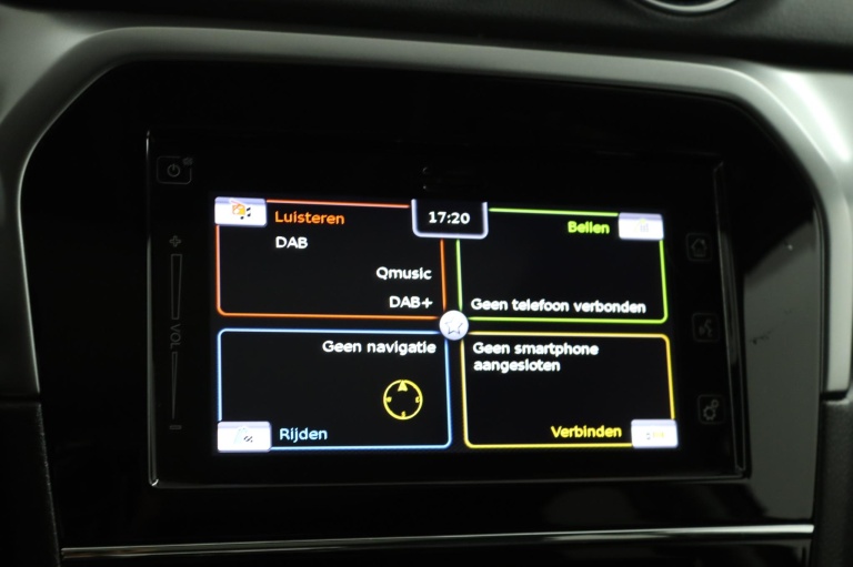 Suzuki Vitara - 1.4 Boosterjet Style Smart Hybrid 56