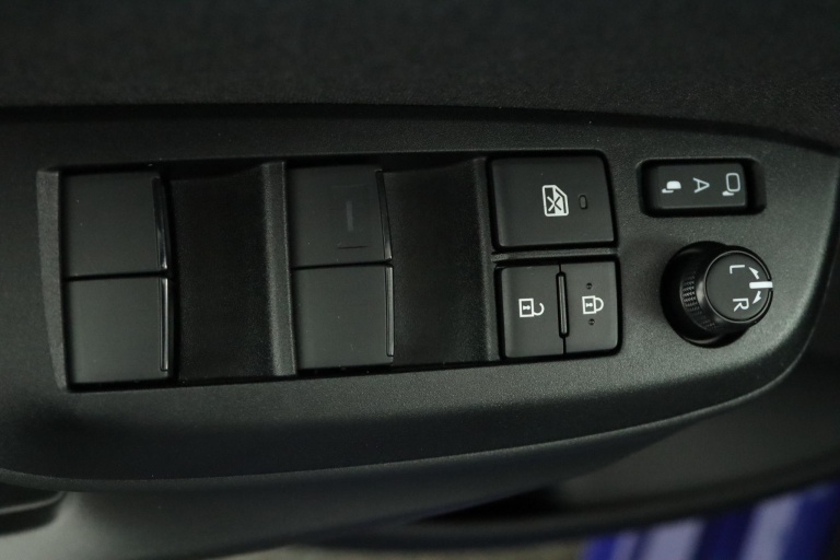 Toyota Yaris - 1.5 Hybrid 115 Dynamic 29