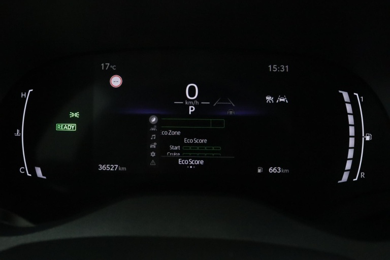 Toyota Yaris - 1.5 Hybrid 115 Dynamic 46