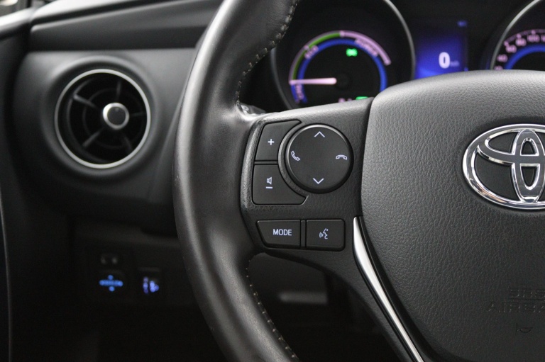 Toyota Auris - 1.8 Hybrid Aspiration 17