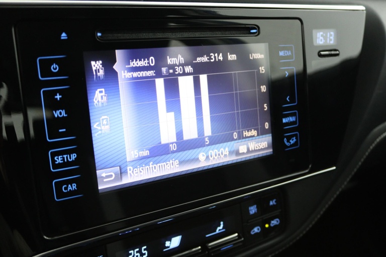 Toyota Auris - 1.8 Hybrid Aspiration 38