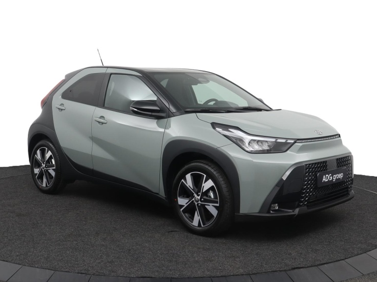 Toyota Aygo X - Hybrid 115 pulse 14