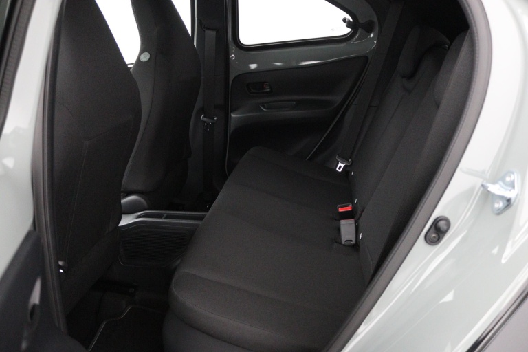 Toyota Aygo X - Hybrid 115 pulse 18