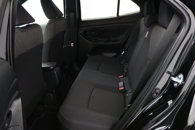 Toyota Yaris Cross - 1.5 Hybrid 115 Dynamic 19