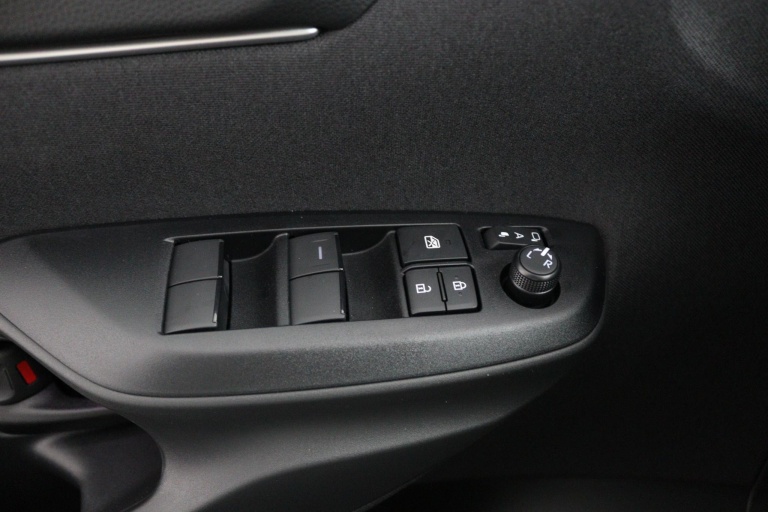 Toyota Yaris Cross - 1.5 Hybrid 115 Dynamic 27