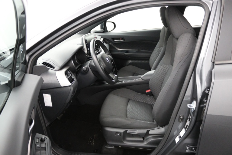 Toyota C-HR - 1.8 Hybrid Business Plus 17