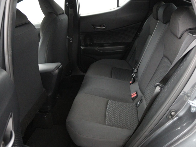 Toyota C-HR - 1.8 Hybrid Business Plus