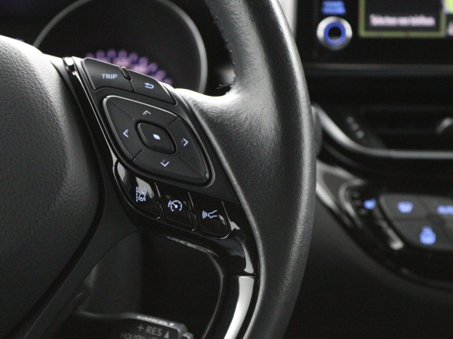 Toyota C-HR - 1.8 Hybrid Business Plus