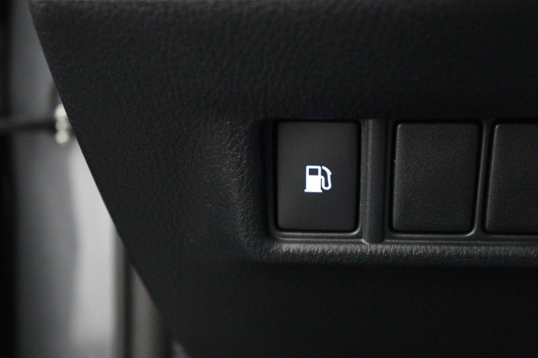 Toyota C-HR - 1.8 Hybrid Business Plus 41