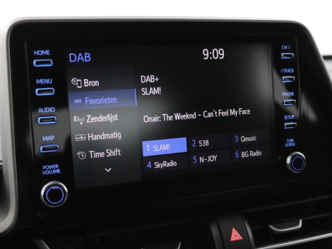 Toyota C-HR - 1.8 Hybrid Business Plus