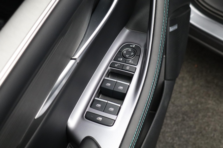 BYD SEAL U - Design 87 kWh 27