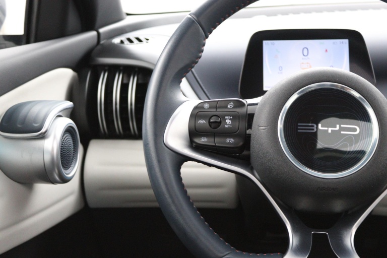BYD ATTO 3 - Comfort 60 kWh 16