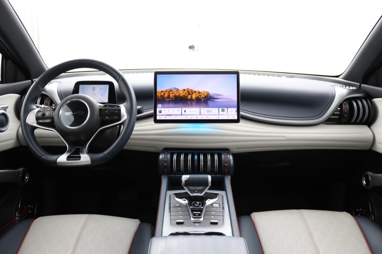 BYD ATTO 3 - Comfort 60 kWh 4