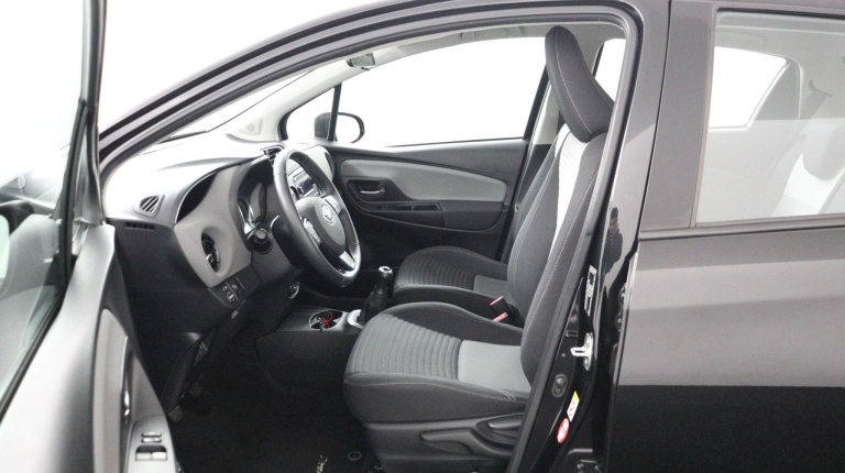 Toyota Yaris - 1.0 VVT-i Comfort 16