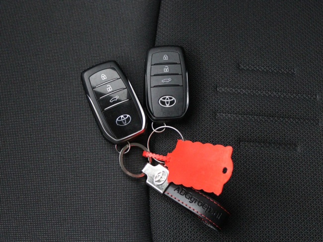 Toyota C-HR - 1.8 Hybrid 140 First Edition