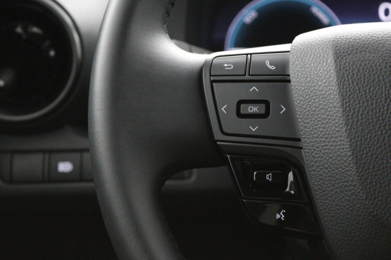 Toyota C-HR - 1.8 Hybrid 140 First Edition 19