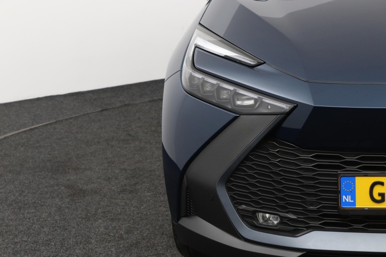 Toyota C-HR - 1.8 Hybrid 140 First Edition 35