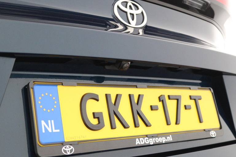 Toyota C-HR - 1.8 Hybrid 140 First Edition 41